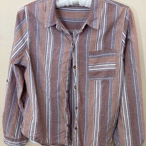 Retro Button up, long sleeve top.